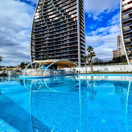 Sunset Waves Superb Apartment